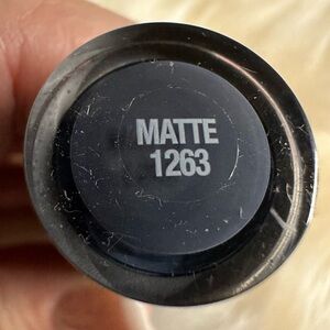 🩷5/$10 Hard Candy Matte Lipstick